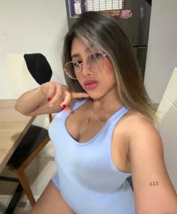 VickyThomass Public Foto 2