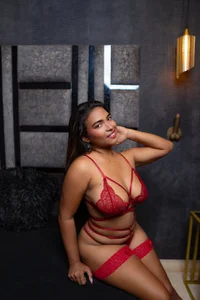 AmaraVargas a girl in red ❤🍒 صورة واحدة|AmaraVargas a girl in red ❤🍒 صورتان|AmaraVargas a girl in red ❤🍒  8 صور|AmaraVargas a girl in red ❤🍒  8 صورة