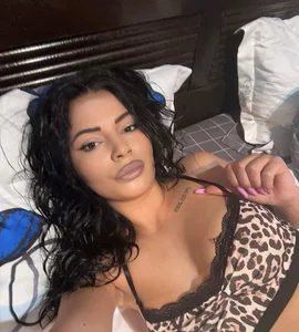 KhaleesieXo Public Pic 4