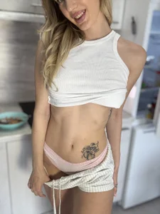 Luna_mp4 kullanıcısının Extra naughty girl ❤️‍🔥 albümü -  4 fotoğraf