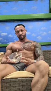 Magnificmuscles89: Me in gym ( фото)