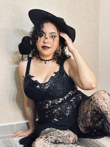 Dalila_Sky Happy Halloween Pic 8