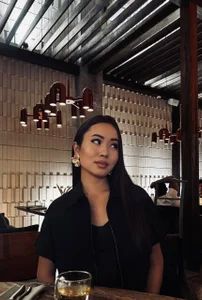 Public od Ur_neighbor_Kira  2 snímek