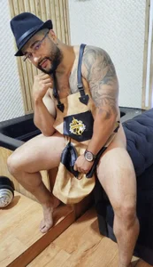 This barber for you 💙🥵🔥 de Luke__09 Foto 5