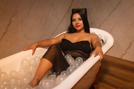 Emily_scIN THE TUB图片 3