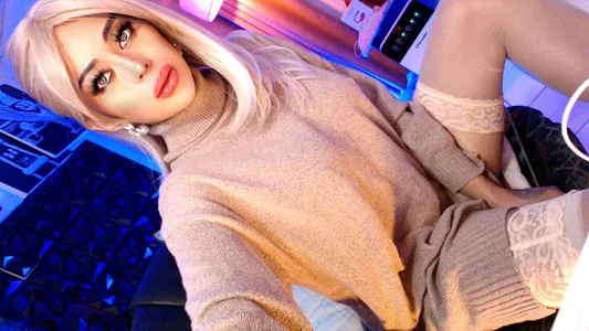 KYLIE_SHEMALE Public  5. fénykép