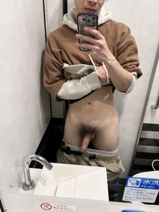 hoppyhops Sneaky peek Hình 2