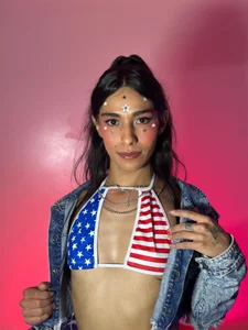 TiffValentinee_のFourth of Juicy ❤の 4枚の写真