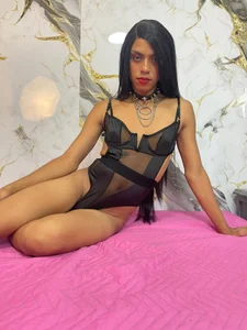 ISABELLA-SCOTT Your Goddess slika 4