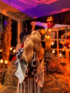 ValkaDoll🐄 Moo Mood 🥛🤠 🎃 help me reach my first 1000 likes 👩🏻‍🌾🐮🎃💀👻图片
