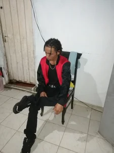 Public de Kingerblak  4 Imagens