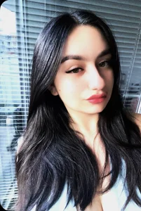 Lola_Sparks Public Pic 8