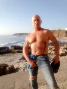 ManlyPrisonGuy Sexy on the beach Foto 3