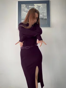 PetraHambelton New dress Pic 5