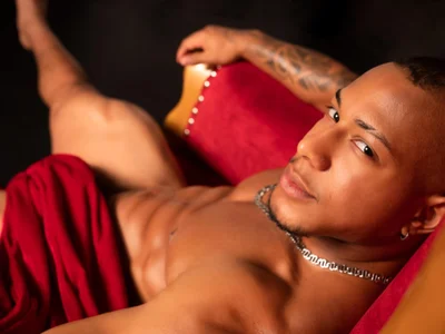 Travis_lenox_のDominant Formの 5枚の写真