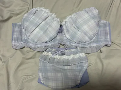 今日の下着は何かな？(配信時、この中の物を必ず着用しています。ｱﾃﾃﾐﾃﾈ♡) de mino_bitter Foto 2