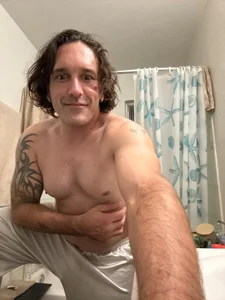 PEGATIVET Public  6. fénykép