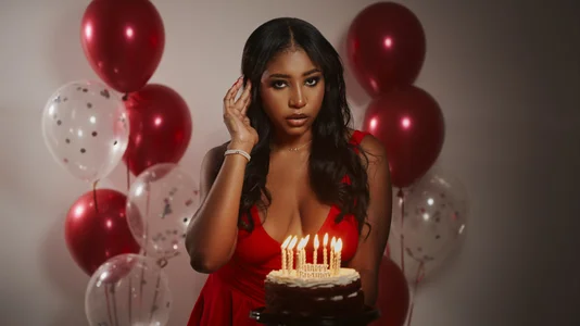 VanessaGlenn Wonderful day for my birthday 🎊 Pic 3