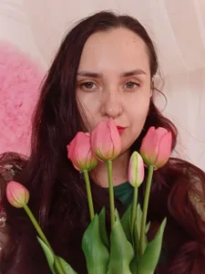 VoulezVous_Angel I love when people give me flowers. Kuva 5