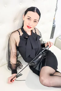 Public od AlinaOnly  2 snímek