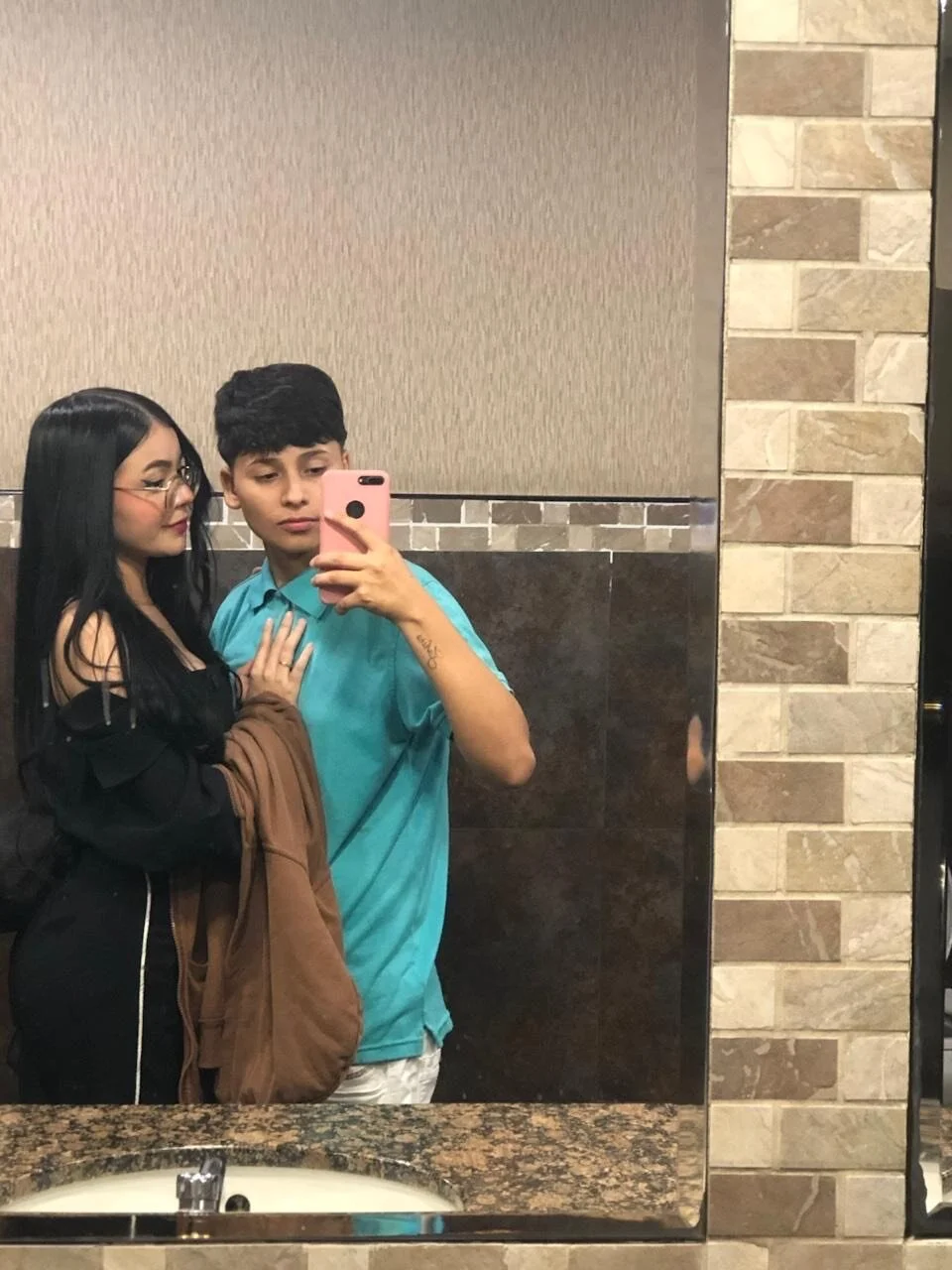 Ảnh Thịnh Hành của girlssextwo 3281