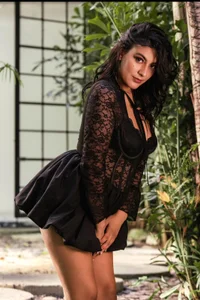 saraycollins_Public Bild