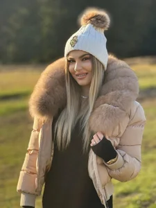 MitchVanesa Public Pic