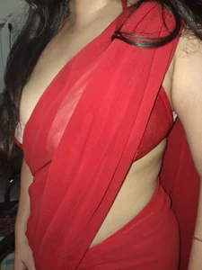 Naughty_Shipra Public Pic 6