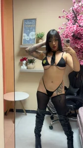 janetteJones_ Do you like my boots? Pic 3
