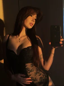 DianaGlow_ Me and Sunset 🌅 Pic 3