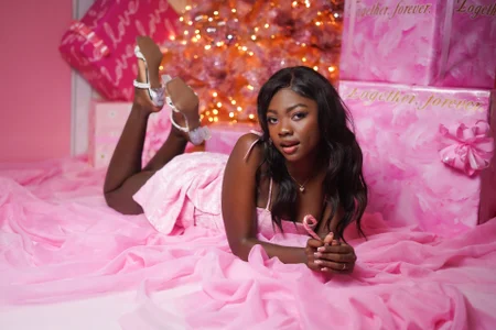 DahianaLopez_ Merry Christmas 💝 Pic 3