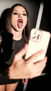 Maya_Bluee Love Black Pic 7