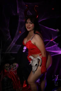 Halloween 🎃🏴‍☠️ de lola__sweetx  2 Imagens