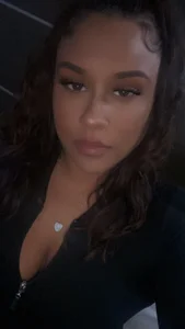 Public de BellaRozay_ Foto