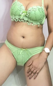 Big_tits-queen1 Public Pic