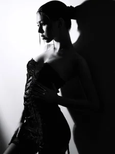 LeyaFoxhall Public Foto 2