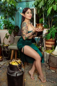 Kayla_stern_ Rub my clover and make a wish 🍀💦 Pic 3