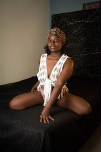 Adele_89 Profesional Session Pic 8