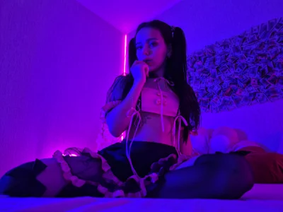 NEON NO NUDE E-GIRL STYLE de Kane_Kandy  2 Imagens
