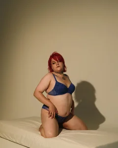 Mystiica: Public ( 2 фото)