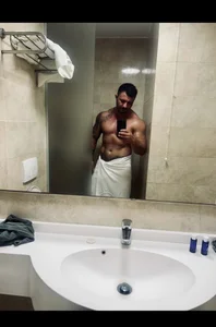 UrsuKing Phone pics Pic 3