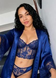 ValeriaVelvetHot: Public ( 9 фото)