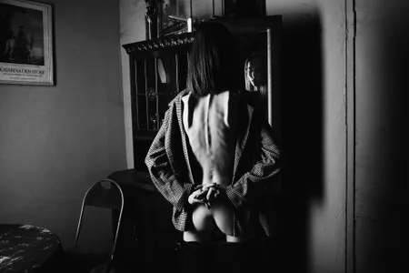 amber_quell_here black&white Poză 3