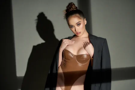 Carrie_Colbyxx: Public ( 8 фото)