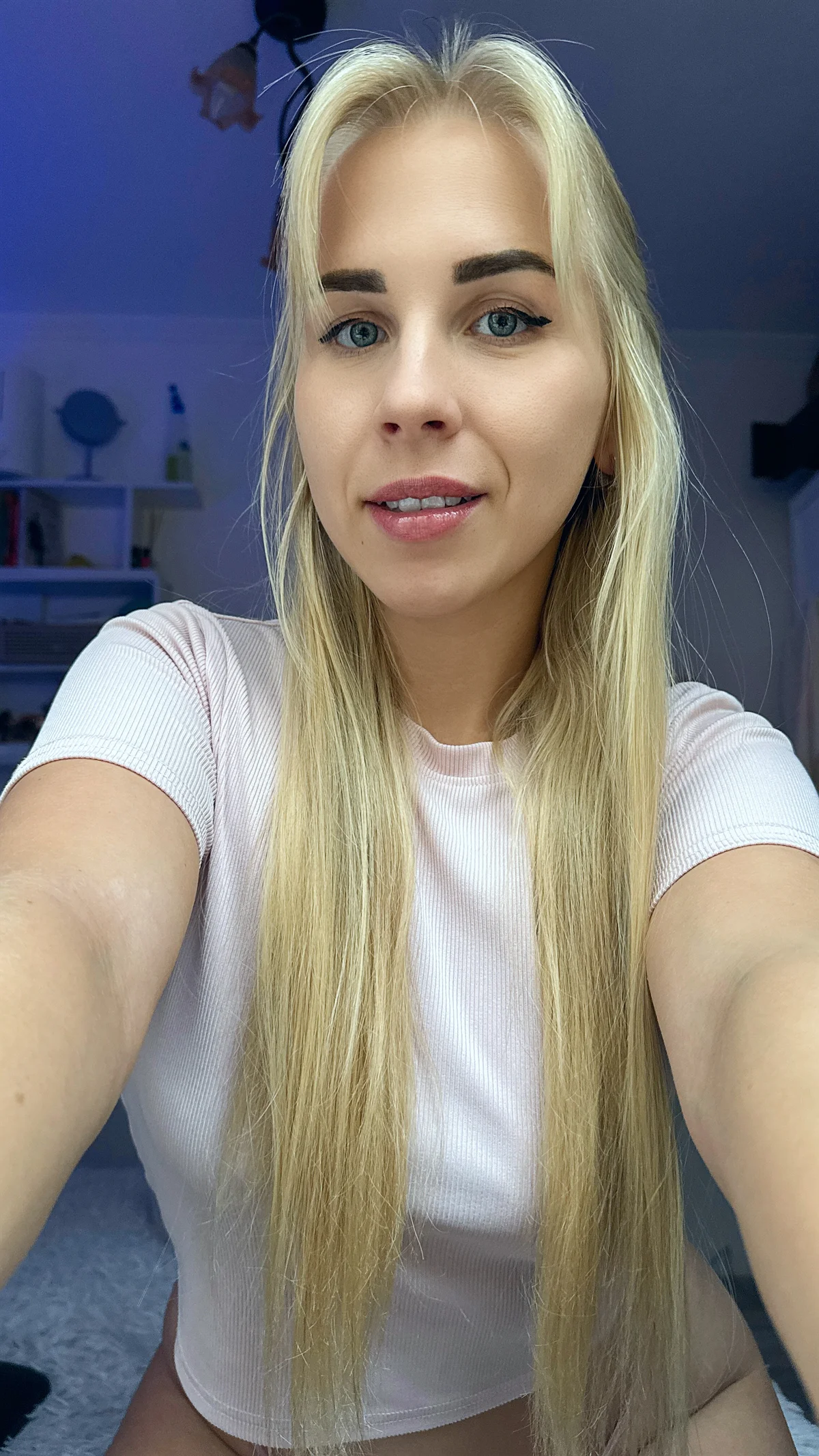AriMiu Populært foto 5047