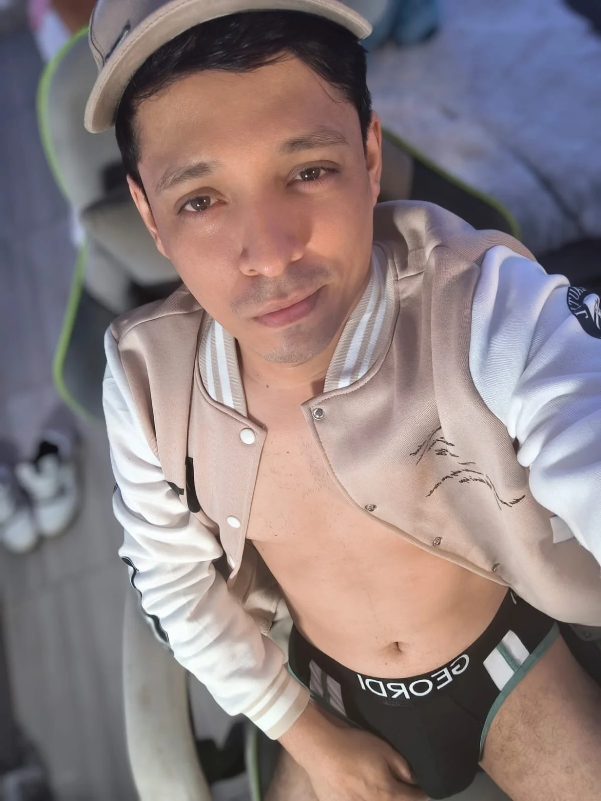 Lukaforge 님의 트렌드 중인 사진  2972개