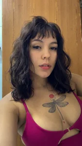 🔥 de JuliaMacena  3 Imagens