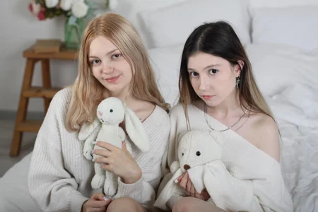 nancy_chancy with my babygirl Elsa 🐰🤍 here is her tg btw https://t.me/elsawhere🤍 Poză 5