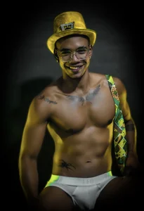 TROYWESLY- San patricio Pic 2