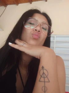 MariaJoseWalker Good morning, lovely ☀️✨ I’m live from 8:30 a.m. to 3:30 p.m., fresh energy, soft charm, and a teasi Foto 2